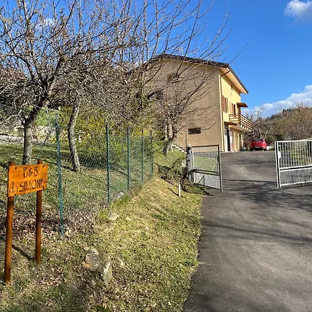 לינה וארוחת בוקר Da Simone *